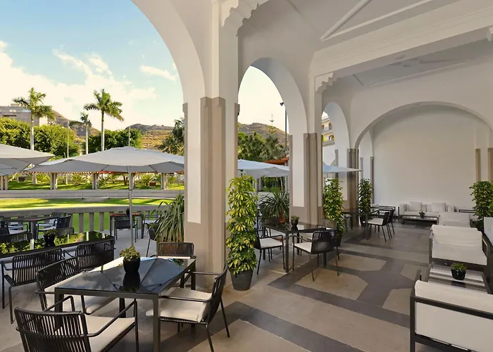 Santa Cruz de Tenerife hotels near TEA Tenerife Espacio de las Artes