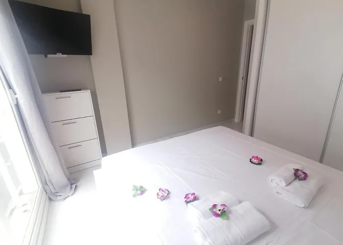Boutique New Apartment Alcala 2 Bedrooms & Free Wifi