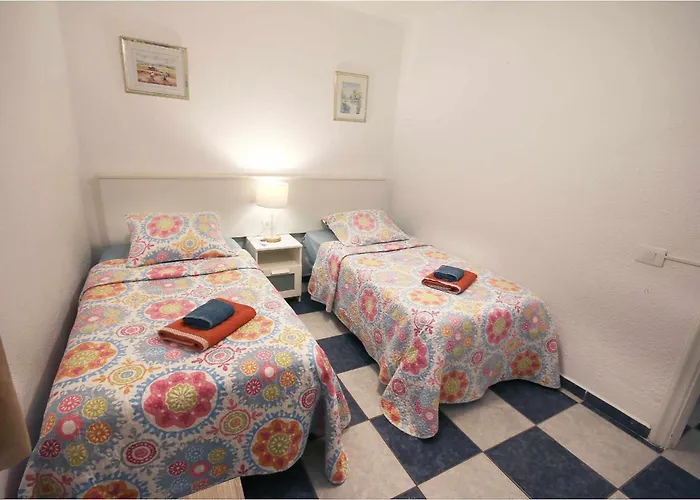 Parque Santiago I 222 By Tenerife Rental & Sales Playa de las Americas  che accetta animali