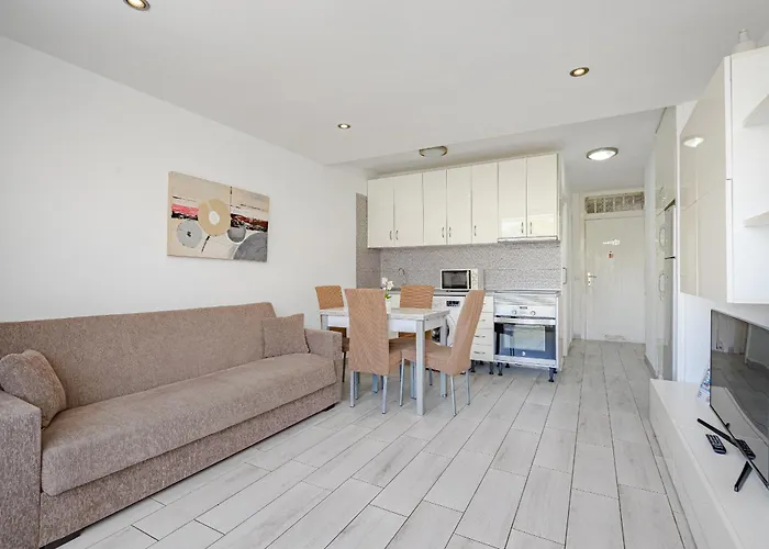 Un Dormitorio En Playa De Las Americas Costa Adeje 