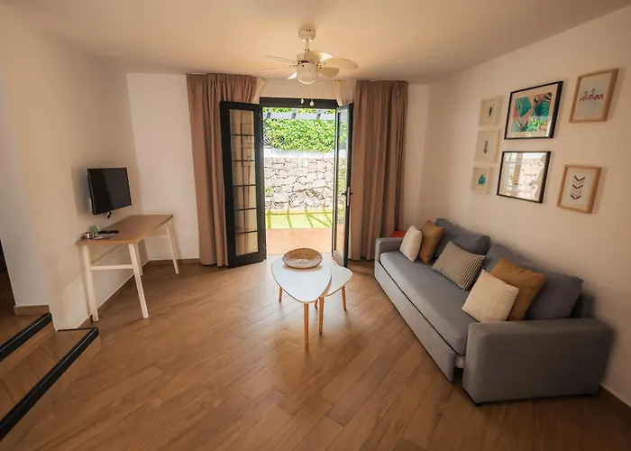 Playa de las Americas (Tenerife) Pet friendly Vacation Rentals