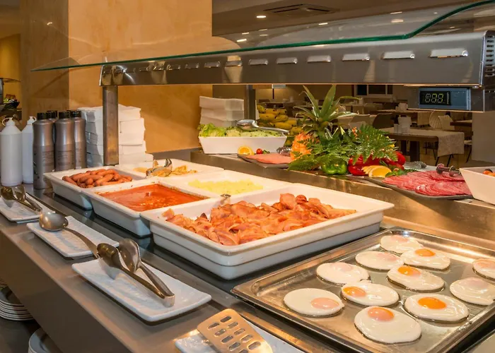 Costa Adeje (Tenerife) hotels near Siam Mall