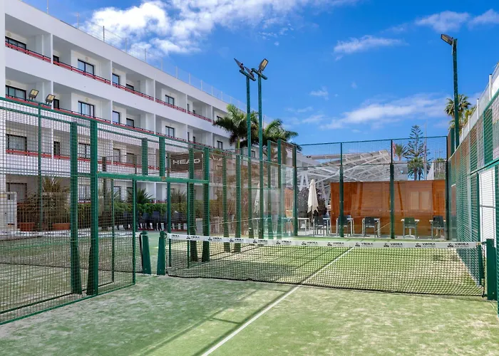 Playa de las Americas (Tenerife) Hotels for Romantic Getaway near Siam Park