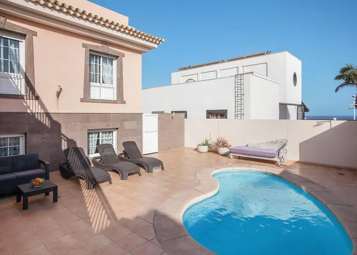 Villa Casa Orquidea El Médano con Piscina
