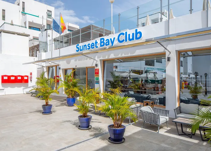 Hoteles cerca de Fuente de luz y música
