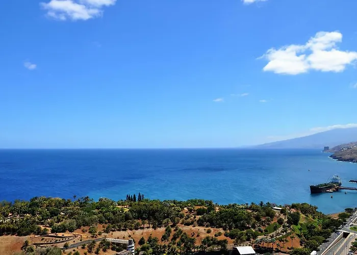 Vacation Apartment Rentals in Santa Cruz de Tenerife