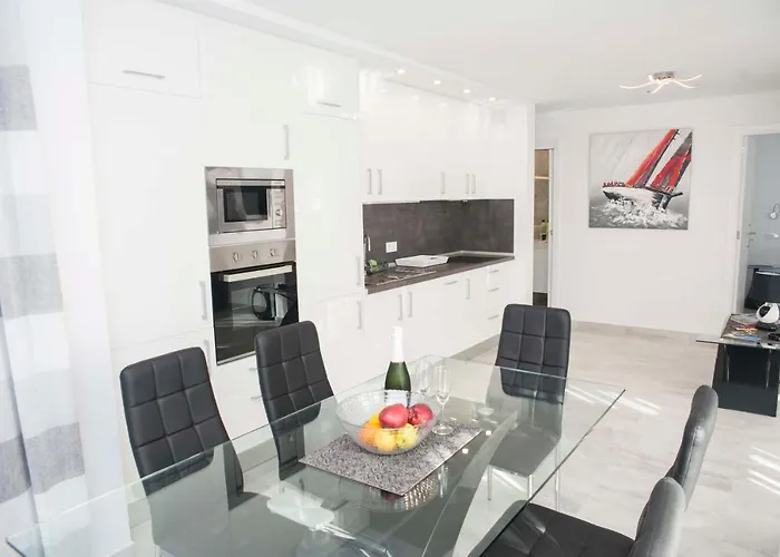Playa De Las Americas Luxury Home acceptant les animaux